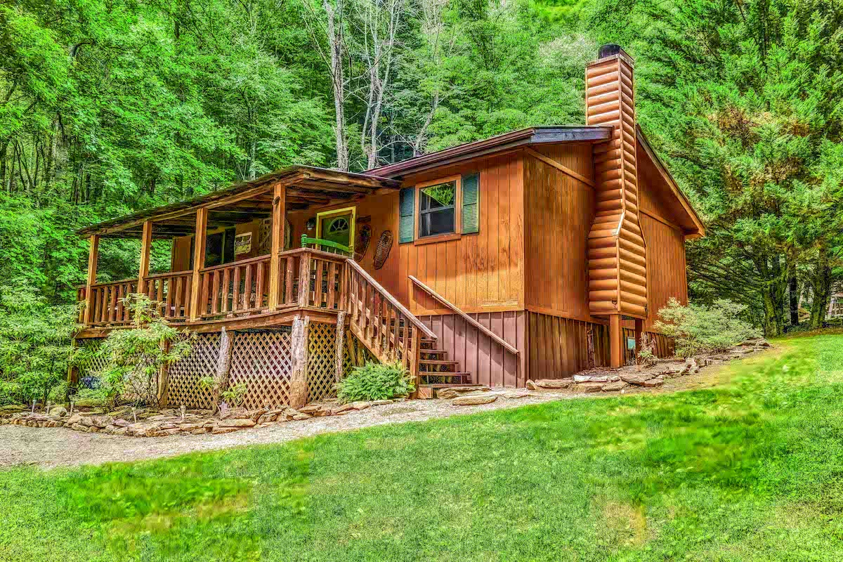 Panther Lodge - 2 Bedroom Cabin Cherokee NC