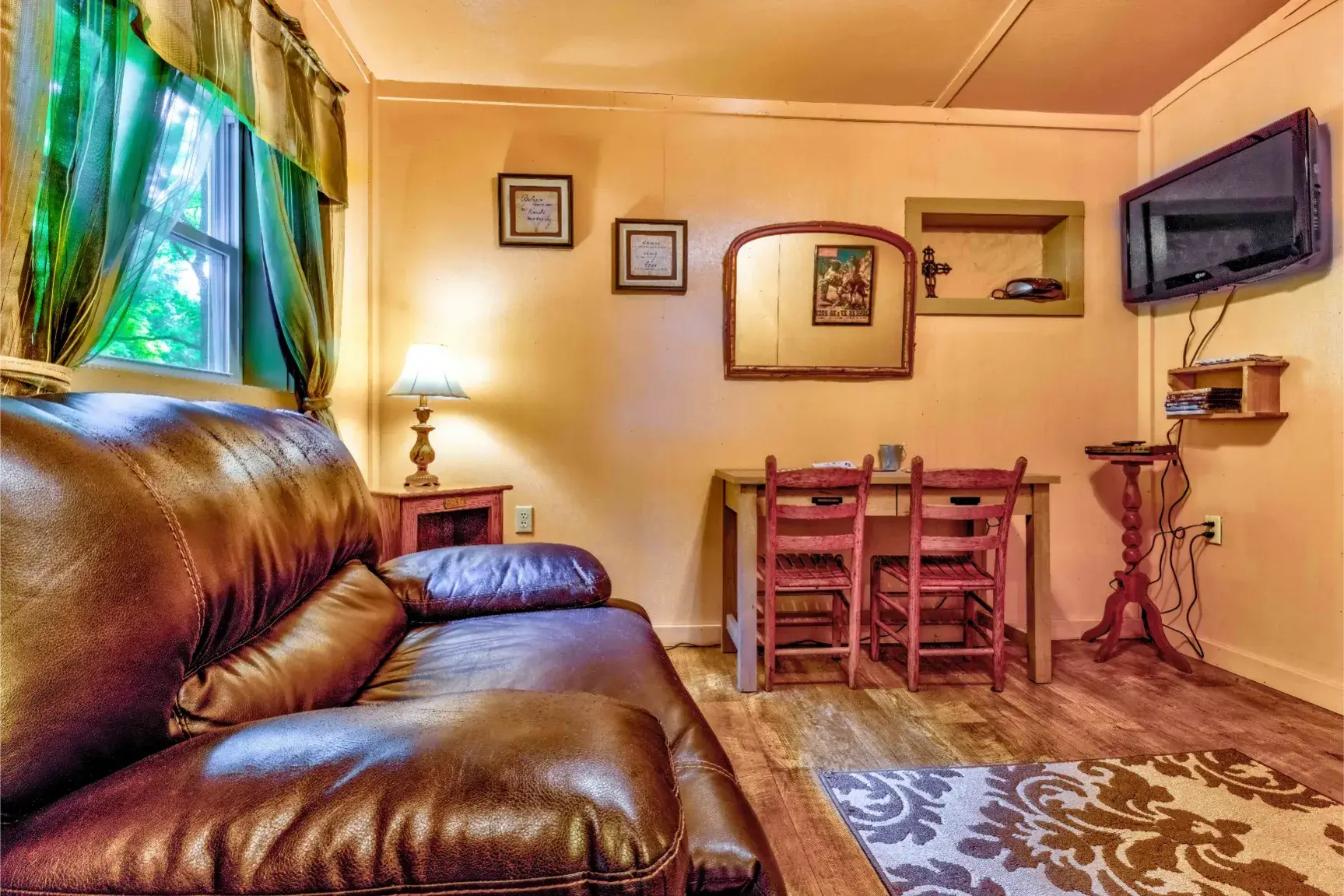 Gallery photo